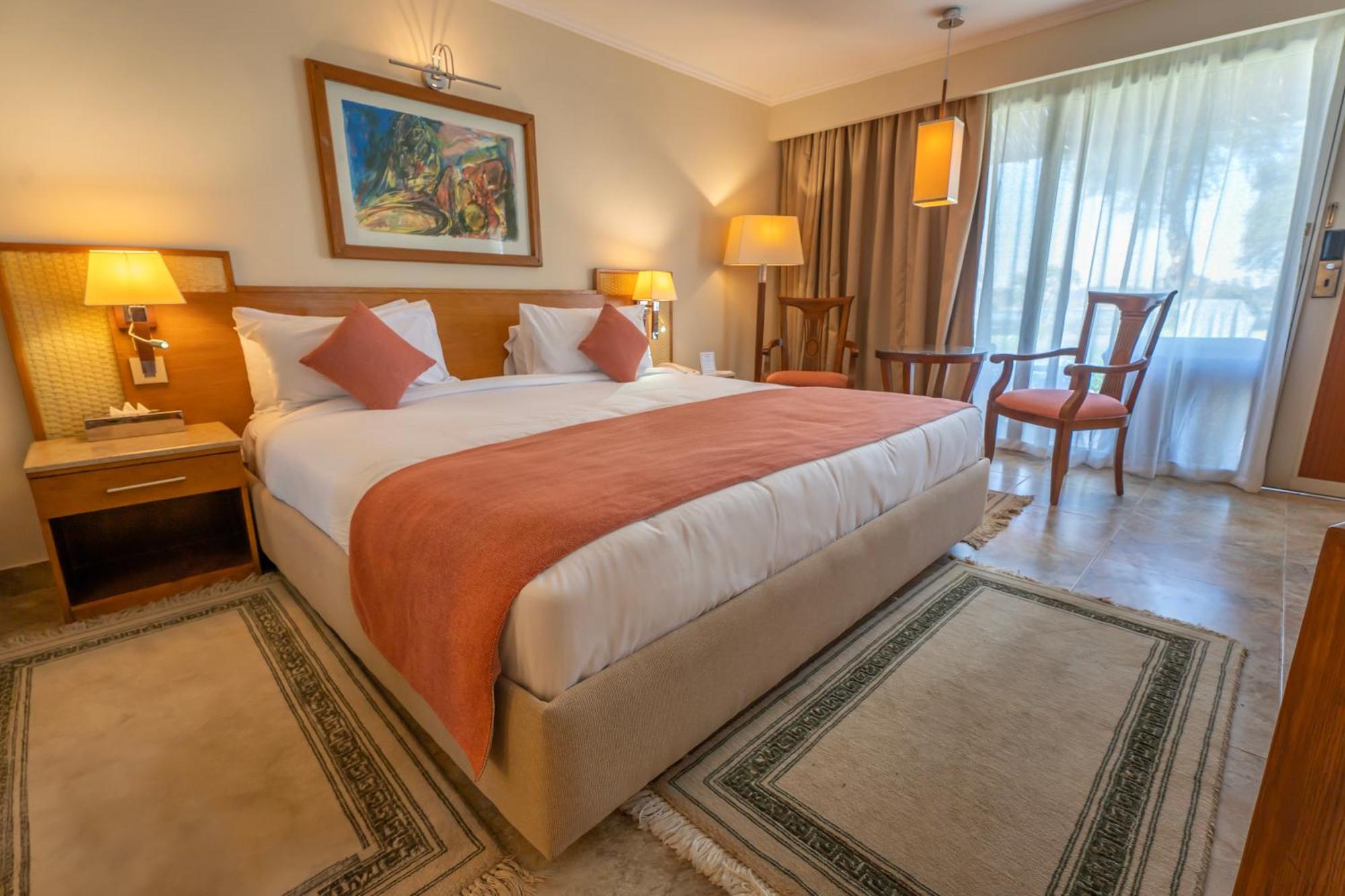 Jolie Ville Hotel & Spa Kings Island Luxor Kültér fotó A room at the hotel